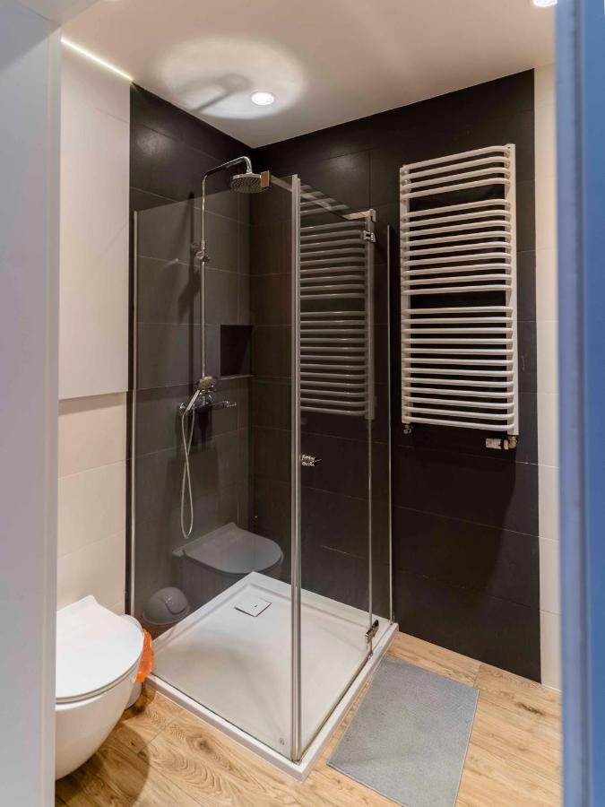 First -- Green Zoliborz Apartment 2 Варшава Екстериор снимка