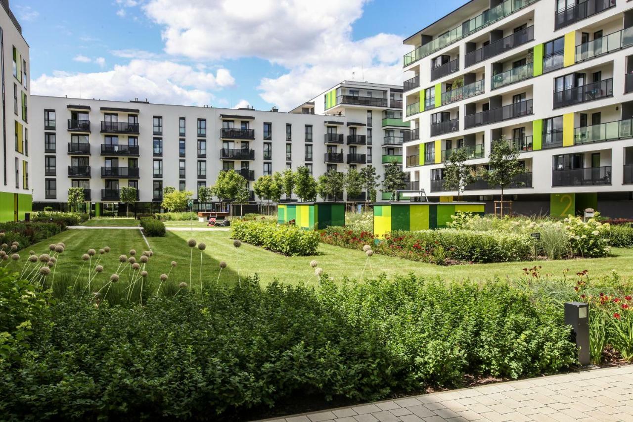 First -- Green Zoliborz Apartment 2 Варшава Екстериор снимка